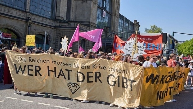 Ungleichland - Von Steuergeschenken und Milliardären