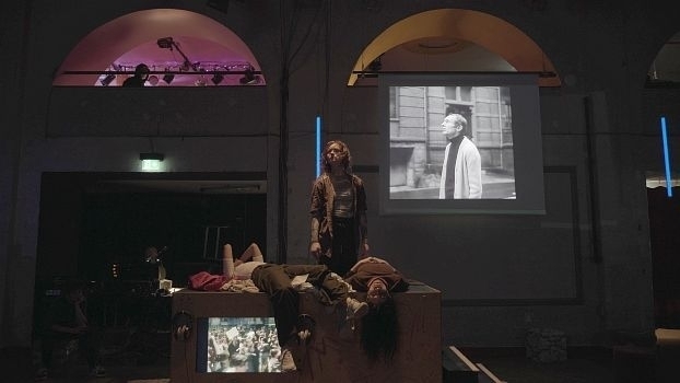 Frauen der Revolutionsstraße