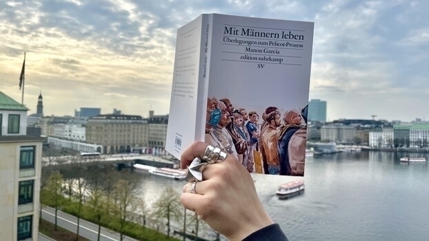 “Mit Männern leben - Überlegungen zum Pelicot-Prozess”