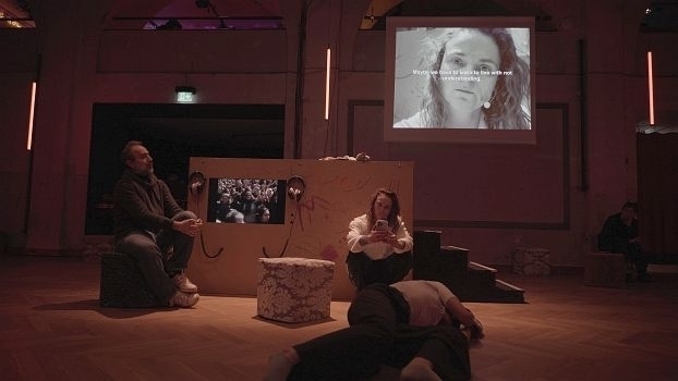 Frauen der Revolutionsstraße