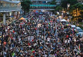 Thailands Jugend zwischen Protest und Repression
