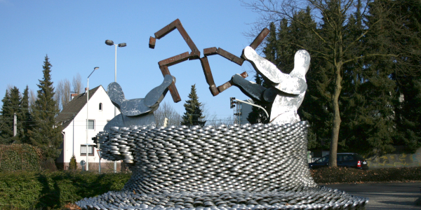 Mahnmal in Solingen zum Gedenken an die Opfer des Brandanschlages am 29.05.1993